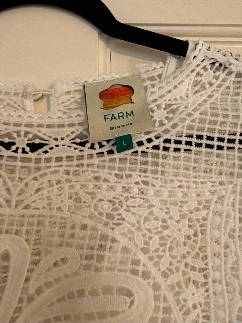 FARM Rio Guipure White Crochet Pineapple Lace Crop Top - Picture 3 of 6